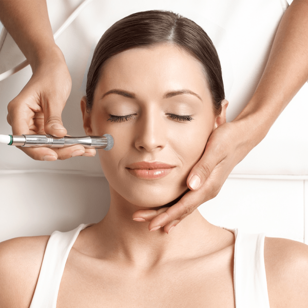 How to Choose the Best Professional Microdermabrastion Machine for your Salon